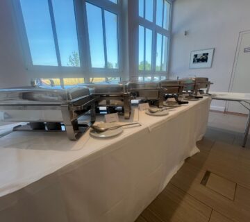 📸 Mietequipment für Events in Wien – Eventmöbel von M&M Catering