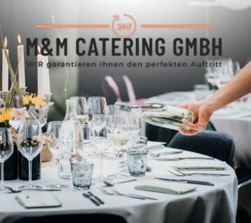 Professionelles Servicepersonal betreut Gäste bei einer Veranstaltung in Wien